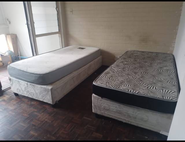 2.5 BEDROOM FLAT FOR SALE IN DURBAN CENTRAL